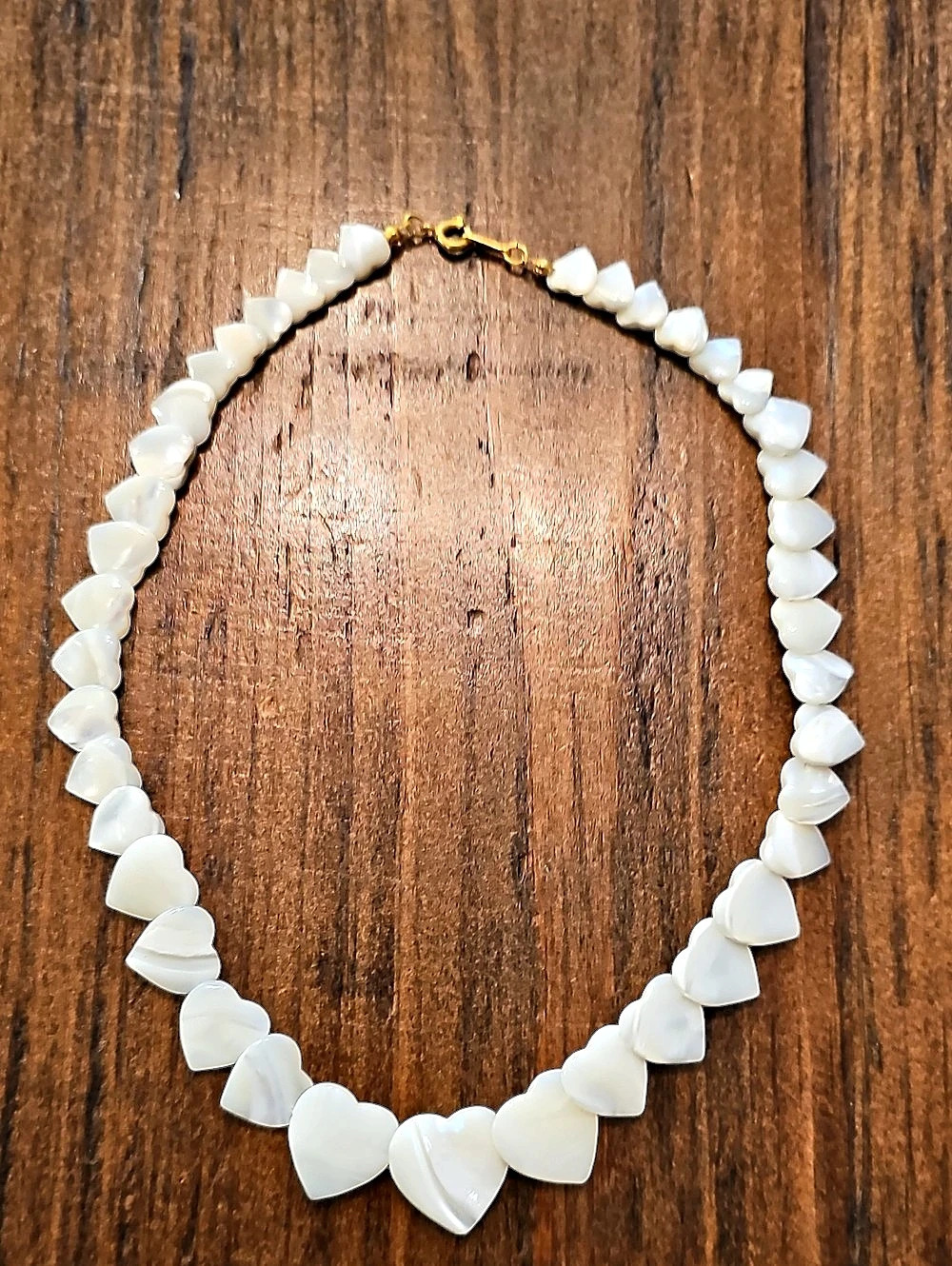 Vintage Mother Of Pearl Graduated Heart Necklace